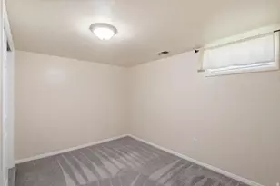 391 W 5100 S, Washington Terrace, UT 84405 - Photo 21