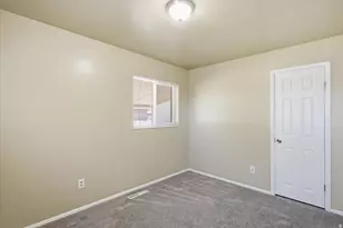 391 W 5100 S, Washington Terrace, UT 84405 - Photo 15