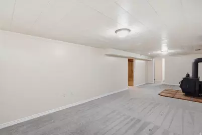 391 W 5100 S, Washington Terrace, UT 84405 - Photo 19