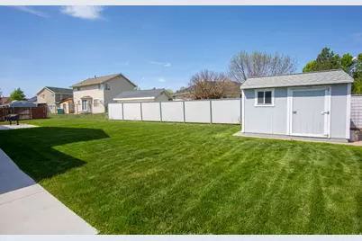 508 W 350 S, Layton, UT 84041 - Photo 5