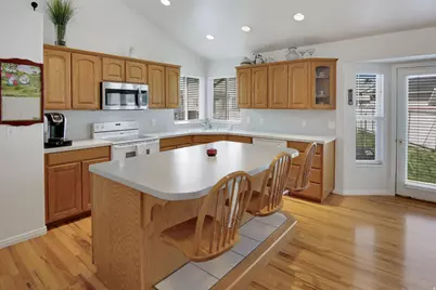 508 W 350 S, Layton, UT 84041 - Photo 11