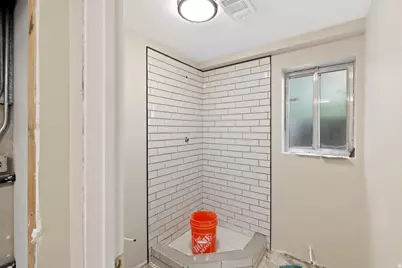 1762 S 350 E, Kaysville, UT 84037 - Photo 17