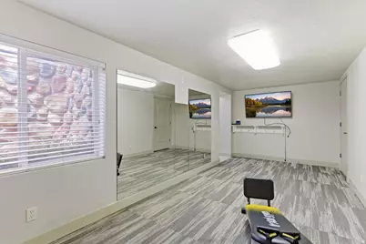 2493 E 1900 N, Layton, UT 84040 - Photo 37