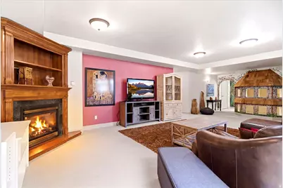 2493 E 1900 N, Layton, UT 84040 - Photo 31