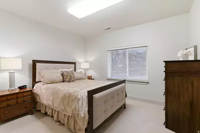 2493 E 1900 N, Layton, UT 84040 - Photo 33