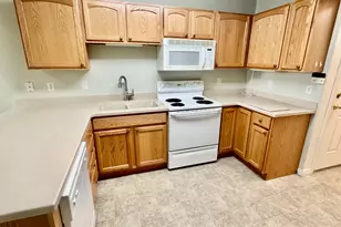 2104 W Jordan Villa Dr S, West Jordan, UT 84088 - Photo 15