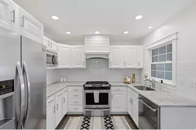 3927 S 3075 E, Holladay, UT 84124 - Photo 13