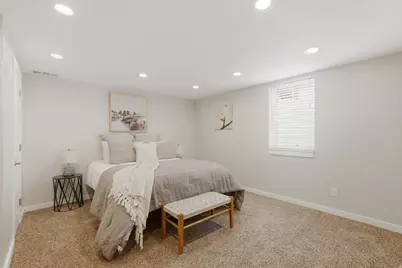3927 S 3075 E, Holladay, UT 84124 - Photo 31