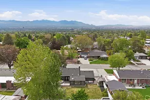 3927 S 3075 E, Holladay, UT 84124 - Photo 43