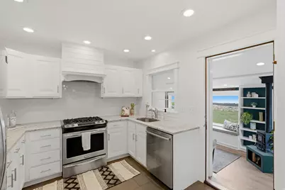3927 S 3075 E, Holladay, UT 84124 - Photo 15