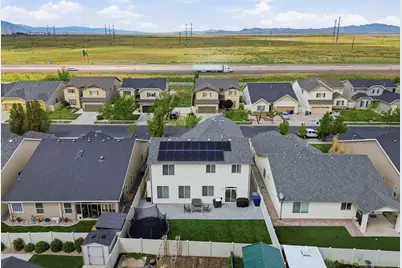 970 N Bexley Dr W, North Salt Lake, UT 84054 - Photo 35