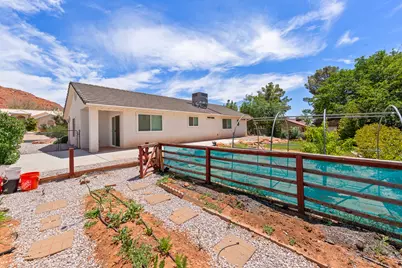489 N 300 West W, Ivins, UT 84738 - Photo 15