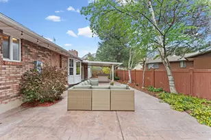 2416 E 10305 S, Sandy, UT 84092 - Photo 33