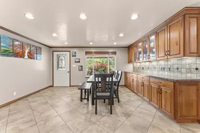 2416 E 10305 S, Sandy, UT 84092 - Photo 11
