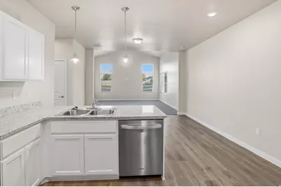 1838 W 300 S #B, Mapleton, UT 84664 - Photo 11