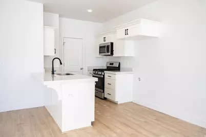 468 E 720 N #90, Salem, UT 84653 - Photo 3