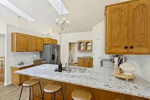 1077 E Brook Circle, Kaysville, UT 84037 - Photo 9