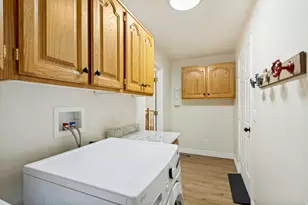 1077 E Brook Circle, Kaysville, UT 84037 - Photo 25