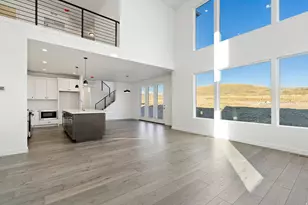 7571 S Oak Hallow Rd W, West Jordan, UT 84081 - Photo 5