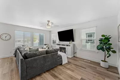 13247 S Meadowside Dr, Herriman, UT 84096 - Photo 11