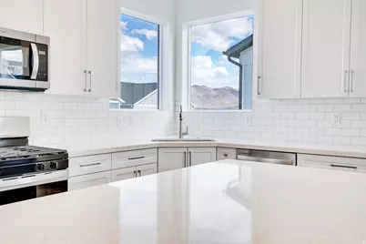 1902 S 1110 E #411, Heber City, UT 84032 - Photo 7