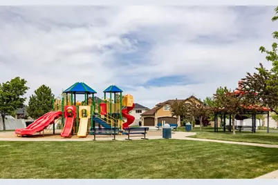 1844 W 2300 S, Woods Cross, UT 84087 - Photo 29