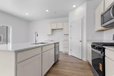 2035 E Dorset Way #294, Salem, UT 84653 - Photo 11