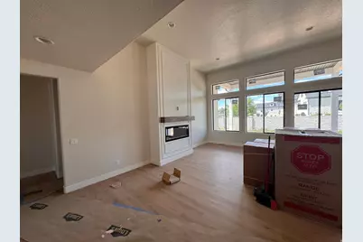 3266 W 850 N #115, Layton, UT 84041 - Photo 3