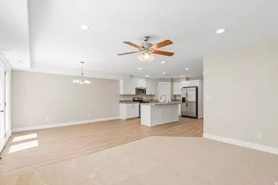 847 W 225 S, Springville, UT 84663 - Photo 5