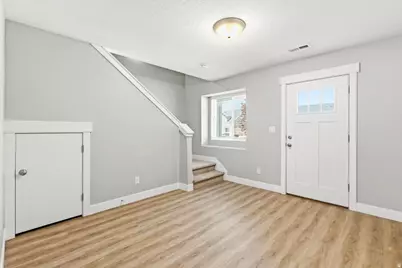847 W 225 S, Springville, UT 84663 - Photo 3