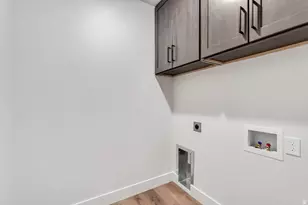 621 E Ryegrass Dr, Eagle Mountain, UT 84005 - Photo 17