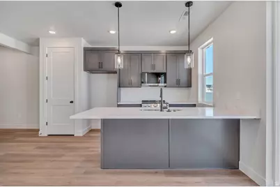 621 E Ryegrass Dr #311, Eagle Mountain, UT 84005 - Photo 7