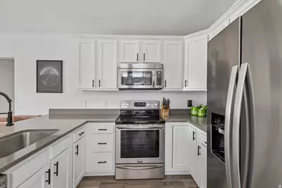195 Country Club Dr, Stansbury Park, UT 84074 - Photo 33