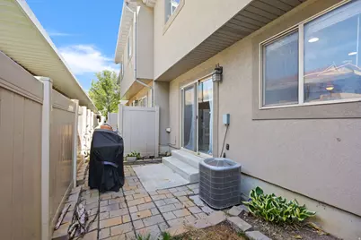 108 W Arlington N, Harrisville, UT 84414 - Photo 23