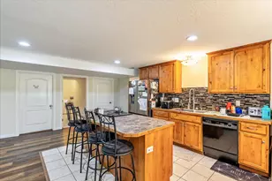 316 E Azure Cir S, Draper, UT 84020 - Photo 37