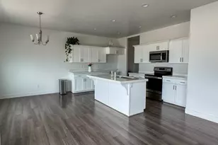 5141 E Rustic Patch Rd, Eagle Mountain, UT 84005 - Photo 9