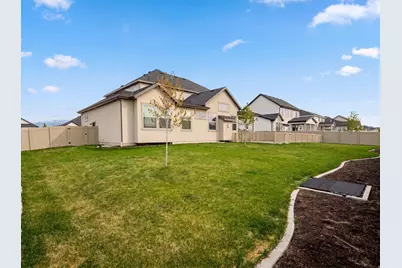 1251 N 2525 W, Clearfield, UT 84015 - Photo 29