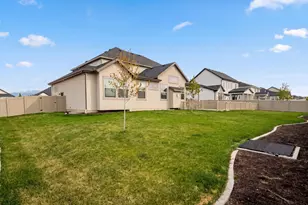 1251 N 2525 W, Clinton, UT 84015 - Photo 29