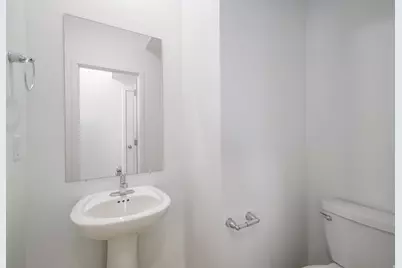 1547 S 900 W #140, Clearfield, UT 84015 - Photo 9