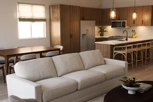 8 E Blackwood Cv, Midvale, UT 84047 - Photo 5