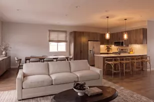 10 E Blackwood Cv, Midvale, UT 84047 - Photo 3