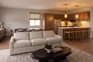 8 E Blackwood Cv, Midvale, UT 84047 - Photo 3