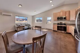 69 N Mt Peale Dr, Moab, UT 84532 - Photo 5