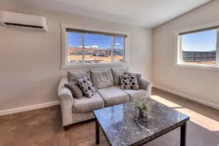 71 N Mt Peale Dr, Moab, UT 84532 - Photo 13
