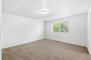 4796 S River Meadow Way, Taylorsville, UT 84123 - Photo 15