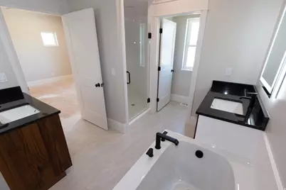 527 N 100 W, Hyde Park, UT 84318 - Photo 15