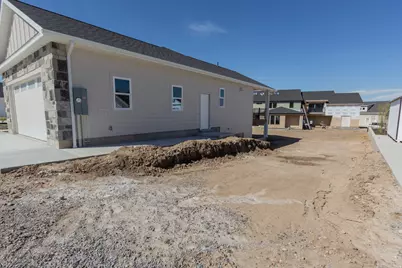 527 N 100 W, Hyde Park, UT 84318 - Photo 47