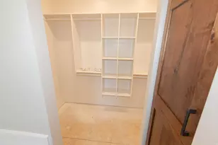 527 N 100 W, Hyde Park, UT 84318 - Photo 17