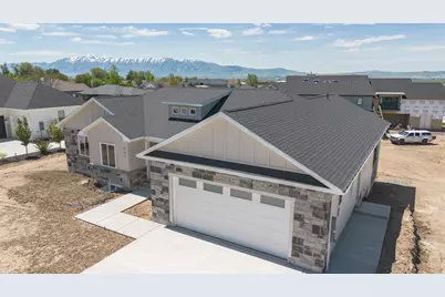 527 N 100 W, Hyde Park, UT 84318 - Photo 3