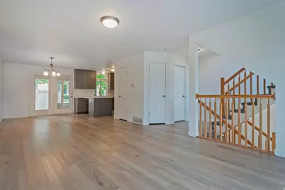 9485 S Fairway View Dr, Sandy, UT 84070 - Photo 7